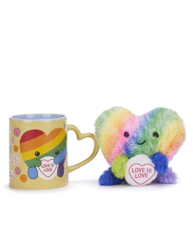 Cadeauset regenboog hart - Love is love - mok en knuffel - CuteStuff.nl