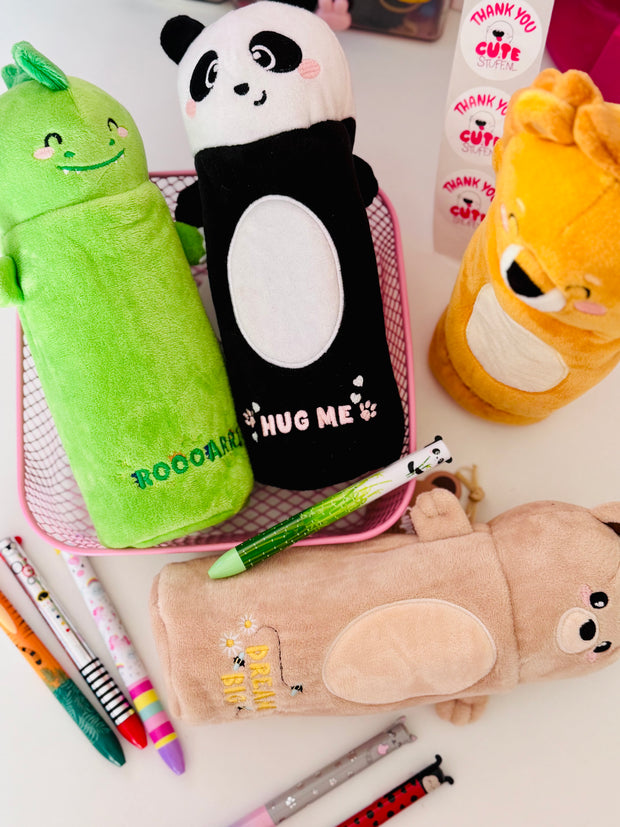 <h4><span style="text-decoration:underline">ETUIS</span></h4>