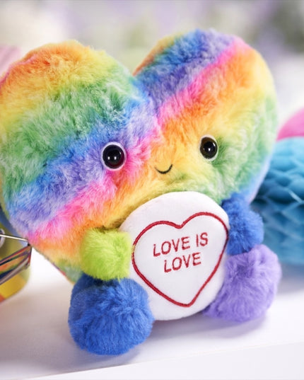 Regenboog knuffel - Love is love - 18 cm - CuteStuff.nl